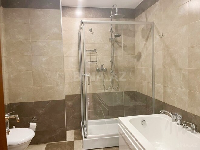 İcarəyə verilir 4 otaqlı yeni tikili 180 m², 28 May m., photo 24 from 25