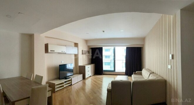İcarəyə verilir 4 otaqlı yeni tikili 180 m², 28 May m., photo 20 from 25