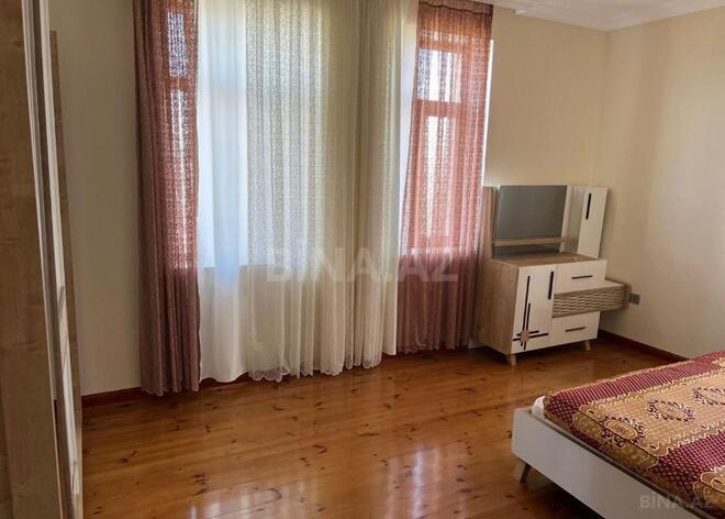 Satılır 8 otaqlı həyət evi/bağ evi 350 m², Novxanı q., photo 16 from 17