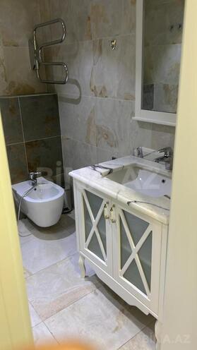 İcarəyə verilir 6 otaqlı yeni tikili 400 m², 28 May m., photo 23 from 32