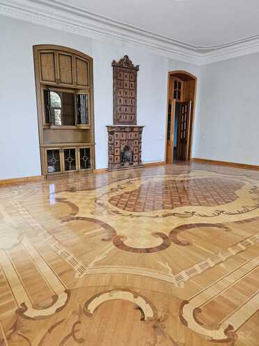 Satılır 4 otaqlı köhnə tikili 180 m², İçəri Şəhər m., photo 3 from 15