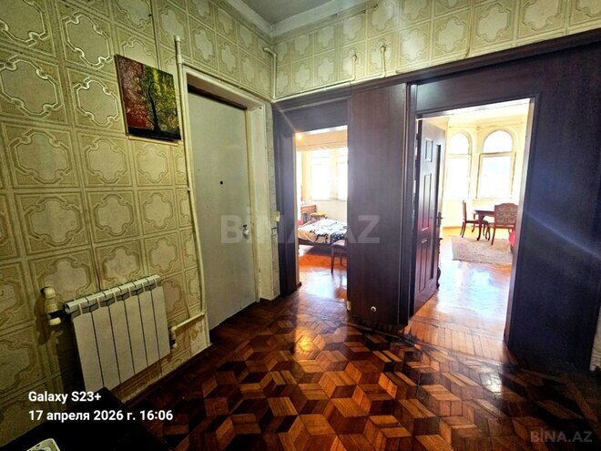 Satılır 2 otaqlı köhnə tikili 71 m², Sahil m., photo 7 from 22