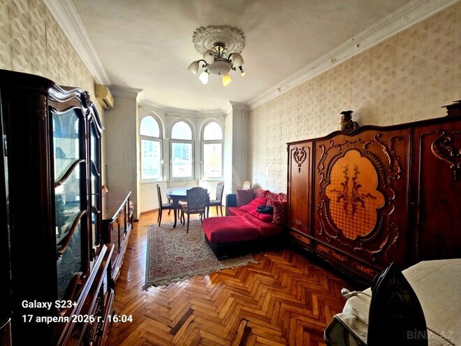 Satılır 2 otaqlı köhnə tikili 71 m², Sahil m., photo 12 from 22