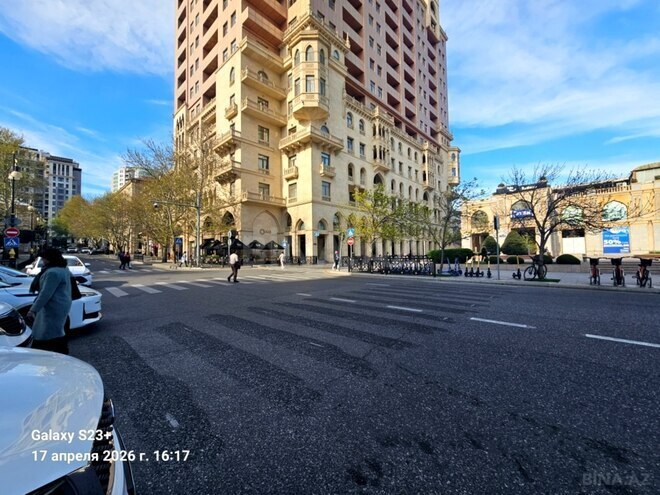 Satılır 2 otaqlı köhnə tikili 71 m², Sahil m., photo 20 from 22