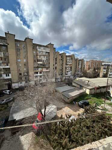 Satılır 2 otaqlı köhnə tikili 50 m², Qara Qarayev m., photo 13 from 14