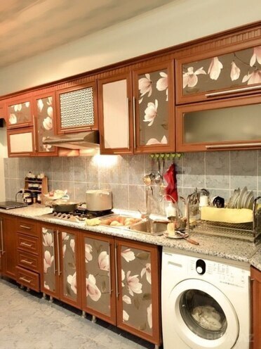 Satılır 7 otaqlı həyət evi/bağ evi 250 m², Novxanı q., photo 14 from 15