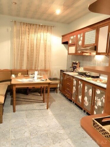 Satılır 7 otaqlı həyət evi/bağ evi 250 m², Novxanı q., photo 13 from 15