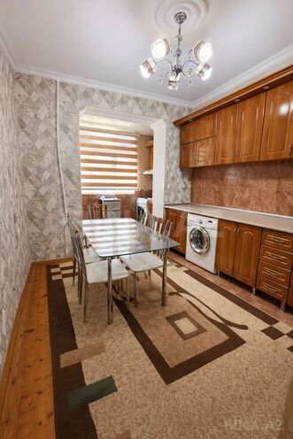 Satılır 3 otaqlı köhnə tikili 75 m², Xalqlar Dostluğu m., photo 7 from 12