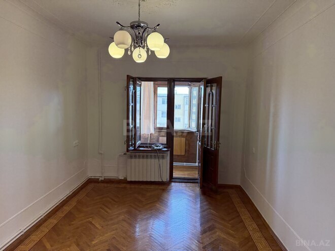 İcarəyə verilir 3 otaqlı köhnə tikili 80 m², Xalqlar Dostluğu m., photo 7 from 14