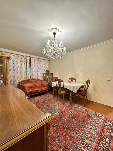 Продаётся 2-комн. вторичка 55 м², м. Иншаатчылар, photo 5 from 17