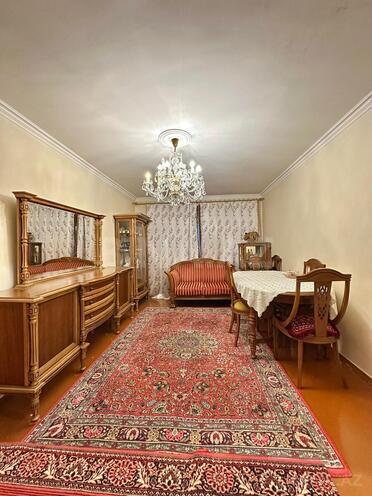 Продаётся 2-комн. вторичка 55 м², м. Иншаатчылар, photo 1 from 17