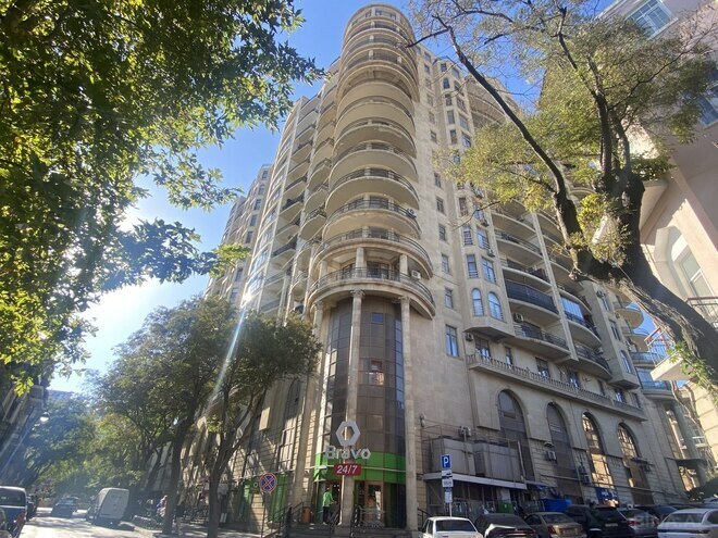 Продаётся 3-комн. новостройка 120 м², м. Ичеришехер, photo 1 from 22