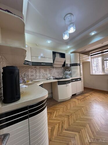 Satılır 5 otaqlı köhnə tikili 120 m², Əhmədli q., photo 11 from 18