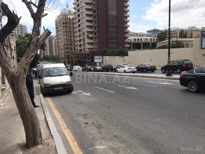 Сдаётся  объект 18 м², м. Элмляр Академиясы, photo 3 from 5