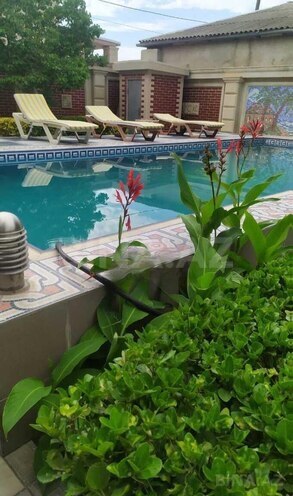 Сдаётся 6-комн. дом/дача 320 м², пос. Новханы, photo 1 from 25