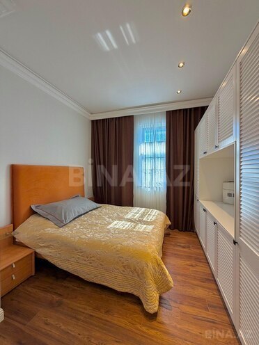 Satılır 9 otaqlı həyət evi/bağ evi 2 000 m², Şüvəlan q., photo 24 from 32