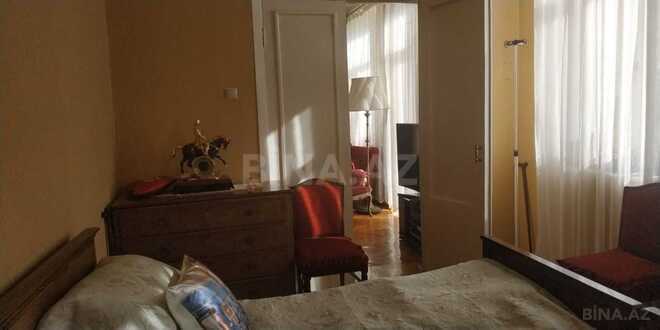 Продаётся 3-комн. вторичка 100 м², м. Низами, photo 8 from 28