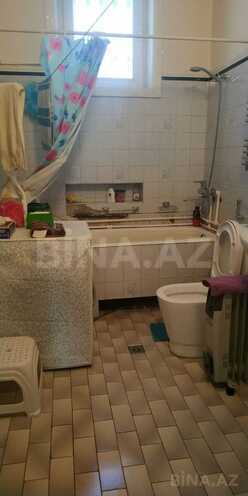 Продаётся 3-комн. вторичка 100 м², м. Низами, photo 21 from 28