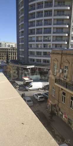 Продаётся 3-комн. вторичка 100 м², м. Низами, photo 19 from 28