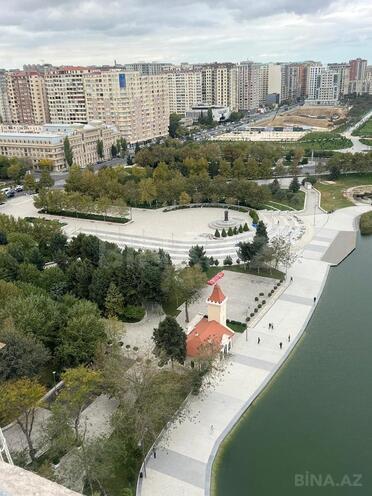 Satılır 3 otaqlı köhnə tikili 90 m², Gənclik m., photo 1 from 16