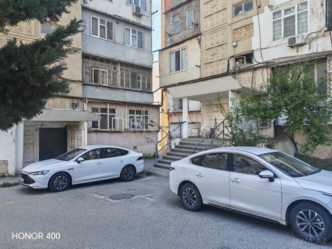 Продаётся 2-комн. вторичка 40 м², м. Иншаатчылар, photo 13 from 17