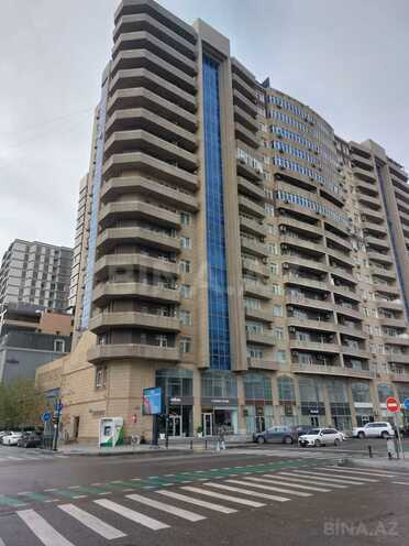 Сдаётся 3-комн. новостройка 145 м², м. 28 мая, photo 1 from 18