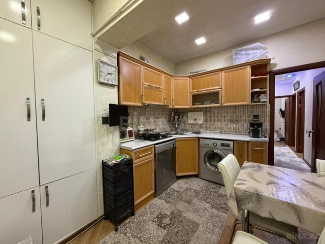 Satılır 4 otaqlı köhnə tikili 100 m², Bakıxanov q., photo 20 from 23