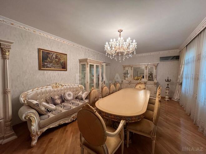 Satılır 19 otaqlı həyət evi/bağ evi 1 400 m², photo 15 from 32