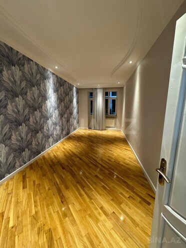 Продаётся 4-комн. новостройка 160 м², м. Иншаатчылар, photo 1 from 11