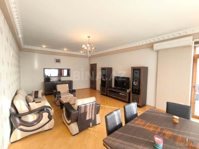 İcarəyə verilir 2 otaqlı yeni tikili 110 m², 28 May m., photo 1 from 7