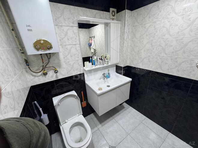 Продаётся 3-комн. вторичка 75 м², м. Нефтчиляр, photo 10 from 13