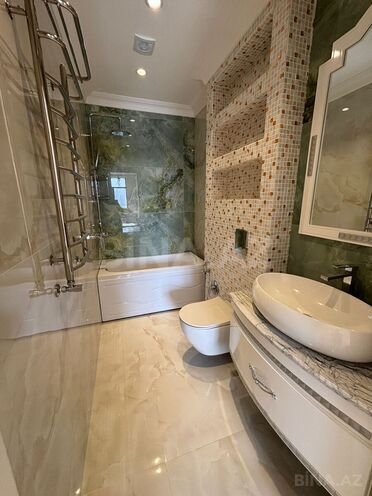 Satılır 4 otaqlı yeni tikili 242 m², 28 May m., photo 24 from 32