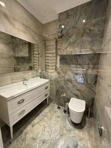 Satılır 4 otaqlı yeni tikili 242 m², 28 May m., photo 22 from 32