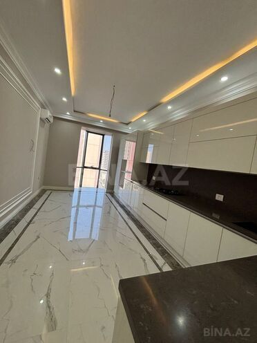 Satılır 4 otaqlı yeni tikili 242 m², 28 May m., photo 9 from 32