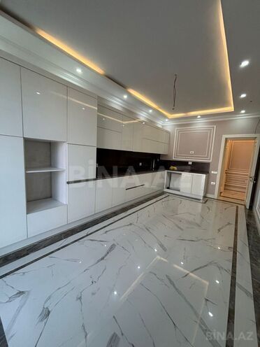 Satılır 4 otaqlı yeni tikili 242 m², 28 May m., photo 10 from 32