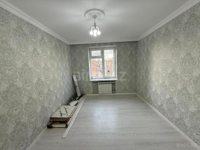 Продаётся 3-комн. вторичка 55 м², м. Кара Караев, photo 5 from 16