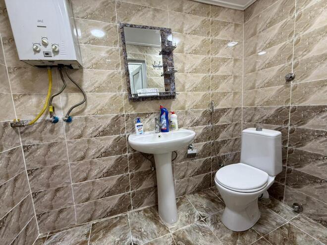 Продаётся 3-комн. вторичка 55 м², м. Кара Караев, photo 13 from 16