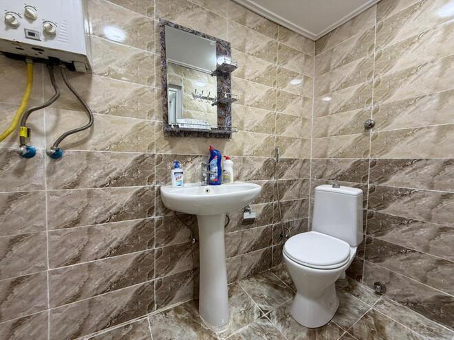 Продаётся 3-комн. вторичка 55 м², м. Кара Караев, photo 12 from 16