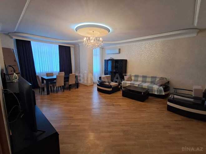 Сдаётся 3-комн. новостройка 120 м², м. Иншаатчылар, photo 1 from 17