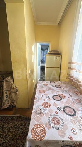 Satılır 2 otaqlı köhnə tikili 60 m², Bakıxanov q., photo 18 from 21