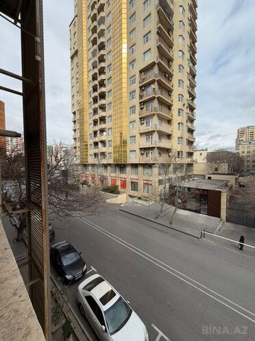 Satılır 3 otaqlı köhnə tikili 85 m², 28 May m., photo 15 from 17