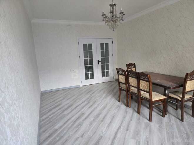 Satılır 3 otaqlı köhnə tikili 90 m², Yasamal q., photo 1 from 14