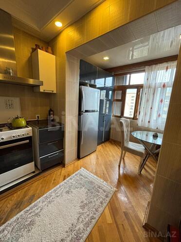 Satılır 4 otaqlı köhnə tikili 115 m², Gənclik m., photo 14 from 20