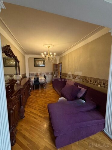 Satılır 4 otaqlı köhnə tikili 115 m², Gənclik m., photo 3 from 20