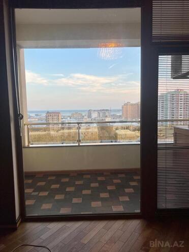 Satılır 4 otaqlı yeni tikili 220 m², 28 May m., photo 24 from 25