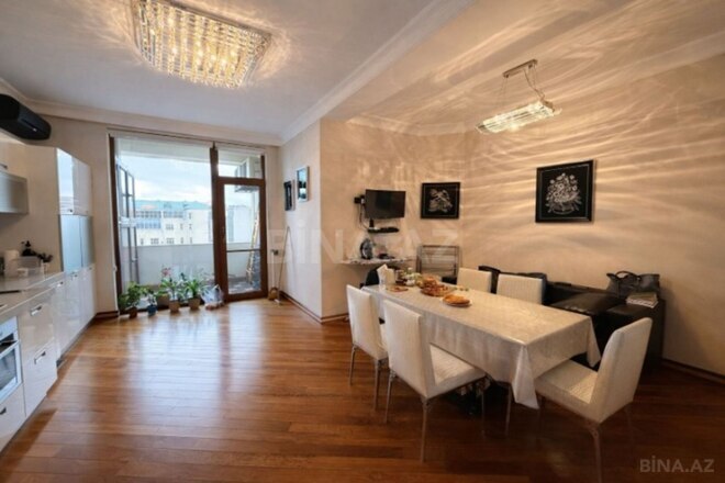 Satılır 4 otaqlı yeni tikili 220 m², 28 May m., photo 22 from 25