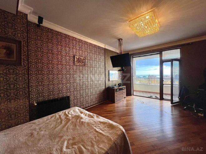 Satılır 4 otaqlı yeni tikili 220 m², 28 May m., photo 17 from 25