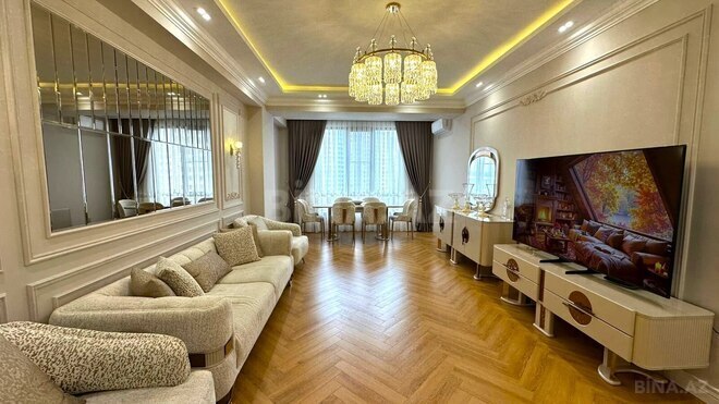 Продаётся 3-комн. новостройка 130 м², м. Гянджлик, photo 1 from 24
