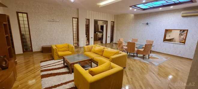 İcarəyə verilir 3 otaqlı yeni tikili 200 m², 28 May m., photo 1 from 23