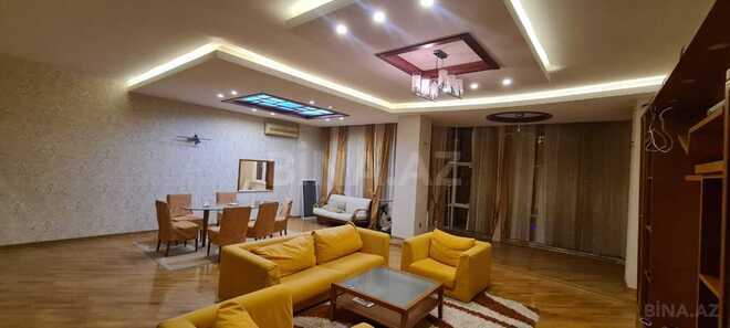 İcarəyə verilir 3 otaqlı yeni tikili 200 m², 28 May m., photo 3 from 23